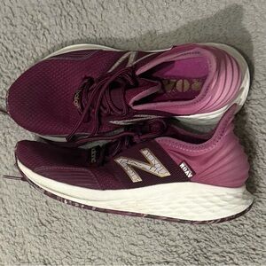 New Balance Women's Berry Sneakers
